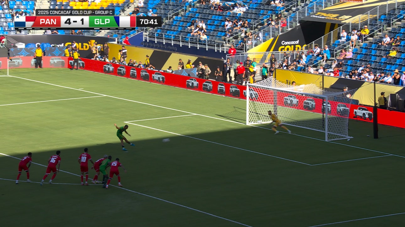 Florian David finds the back of the net on a penalty kick, trimming Guadeloupe's deficit vs. Panama