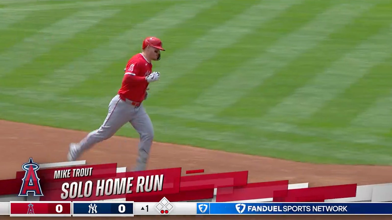 Angels' Mike Trout hits a solo home run vs. Yankees