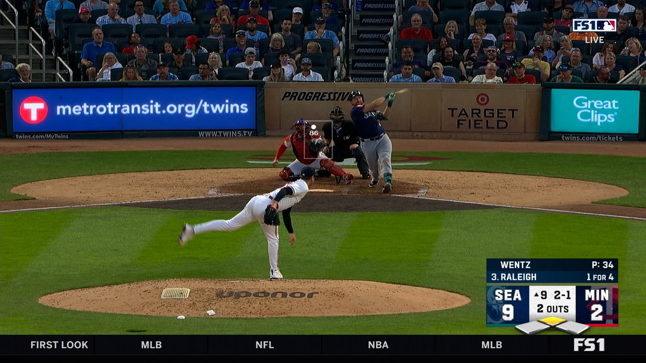 Cal Raleigh smacks 32nd homer of season as Mariners extend lead over Twins