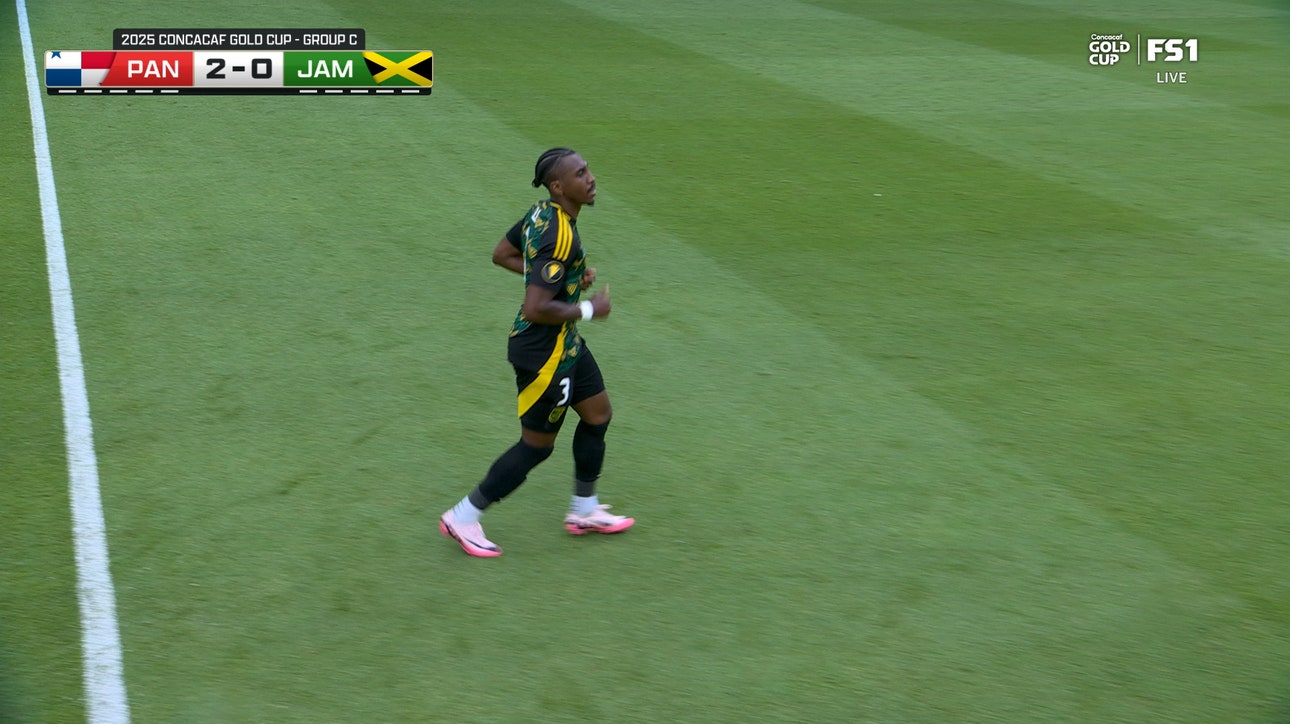 Jamaica's Amari’i Bell scores to cut Panama's lead 2-1 | Concacaf Gold Cup