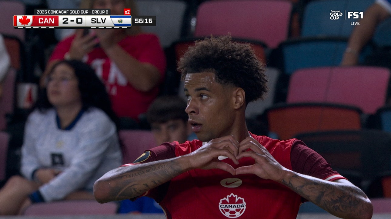 Jonathan David & Tajon Buchanan score back-to-back goals to put Canada up 2-0 against El Salvador