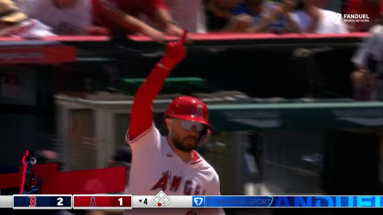 Angels tie the Red Sox with back-to-back homers in consecutive pitches