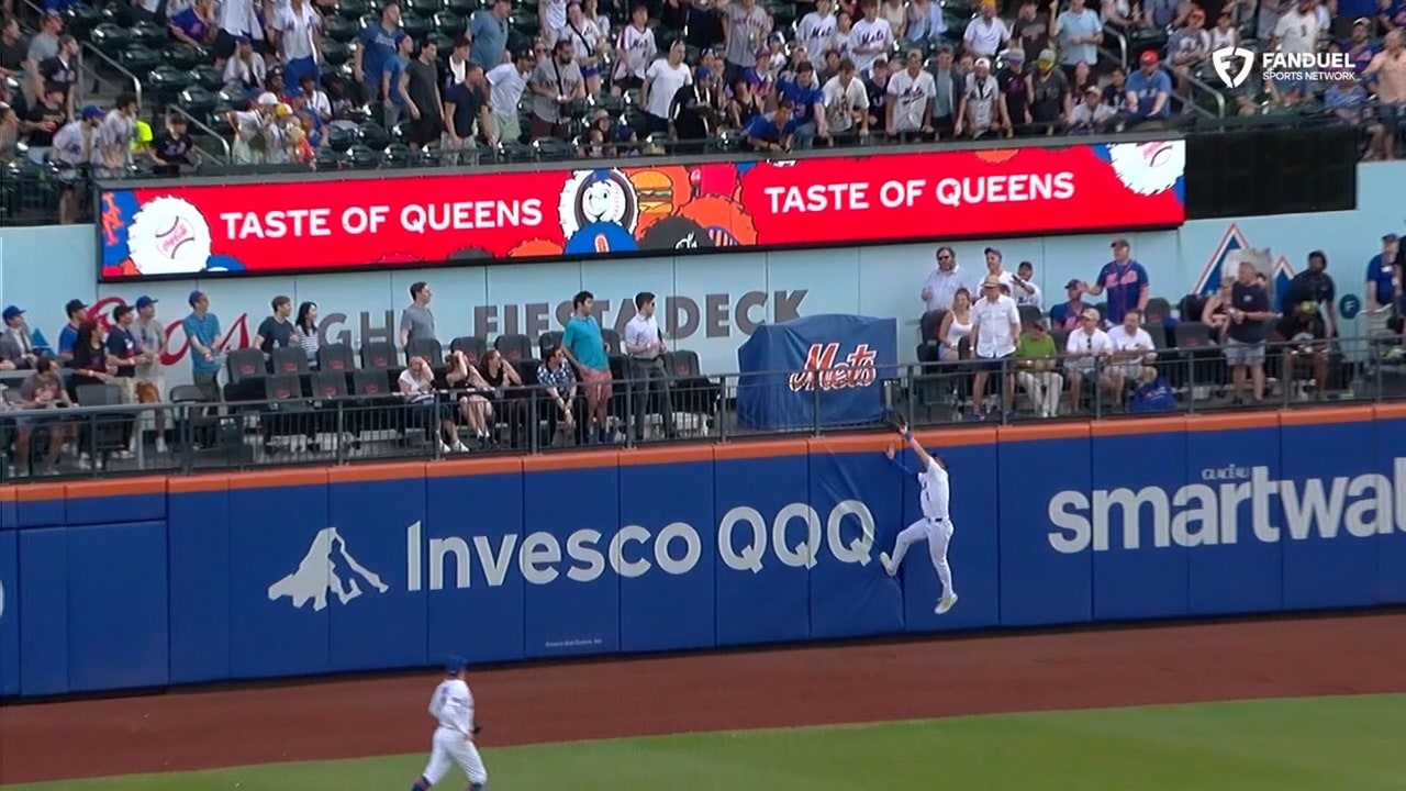 Mets' Jeff McNeil robs Braves' Marcell Ozuna of a two-run homer