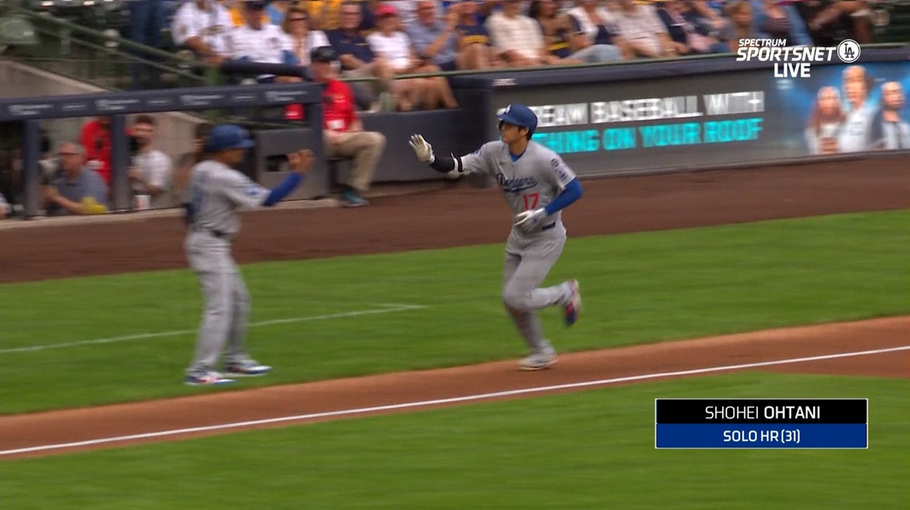 Shohei Ohtani belts a home run, grabbing Dodgers' lead over Brewers