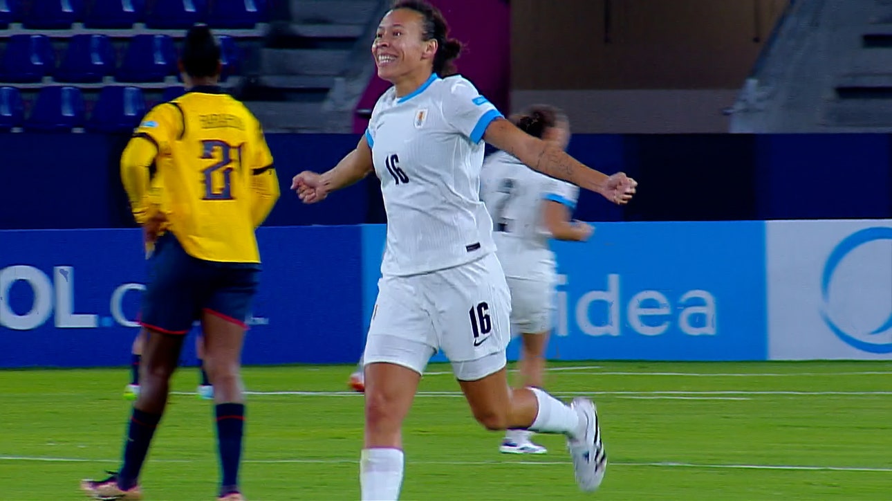 Uruguay's Belen Aquino scores a SCREAMER to give Uruguay a 1-0 lead over Ecuador