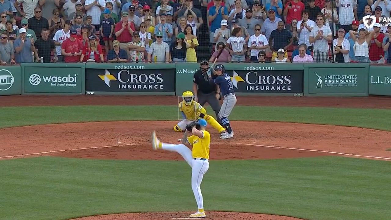 Red Sox's Garrett Crochet finishes complete game shutout vs. Rays