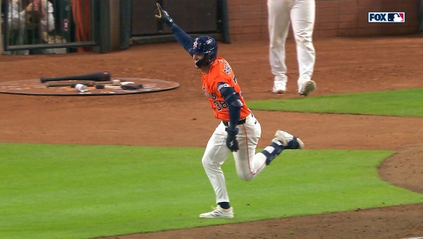 Astros' Zack Short hits walk-off in extras to defeat Rangers