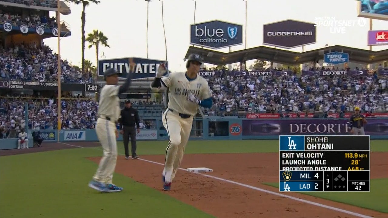 Dodger's Shohei Ohtani crushes a two-run homer against Brewers
