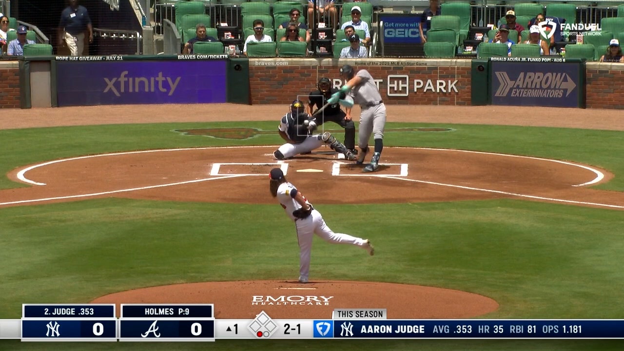 Aaron Judge crushes a home run, giving Yankees the lead over Braves