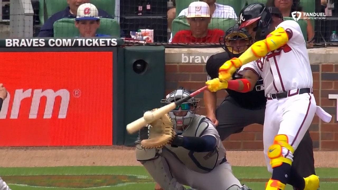 Ronald Acuña Jr. smashes solo home run, cutting Braves deficit vs. Yankees