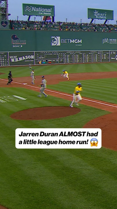 Red Sox's Jarren Duran hits two-run triple to tie game against Dodgers