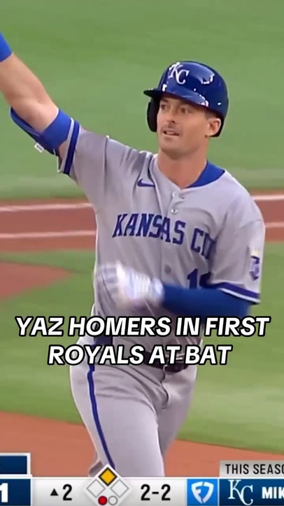 Mike Yastrzemski crushes home run in first at bat with Royals