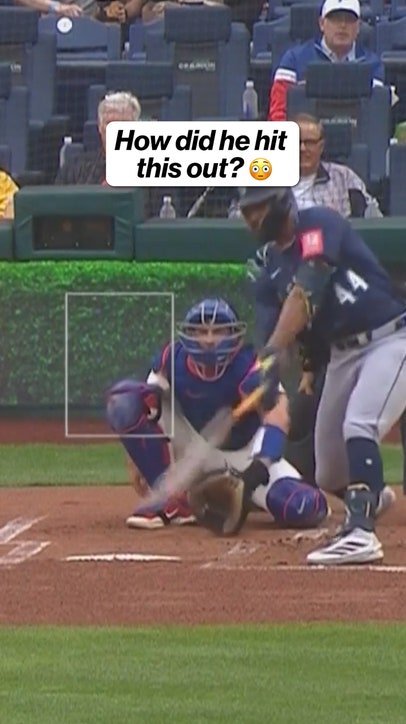 Julio Rodríguez Goes Low to Crush Home Run for Mariners vs. Phillies