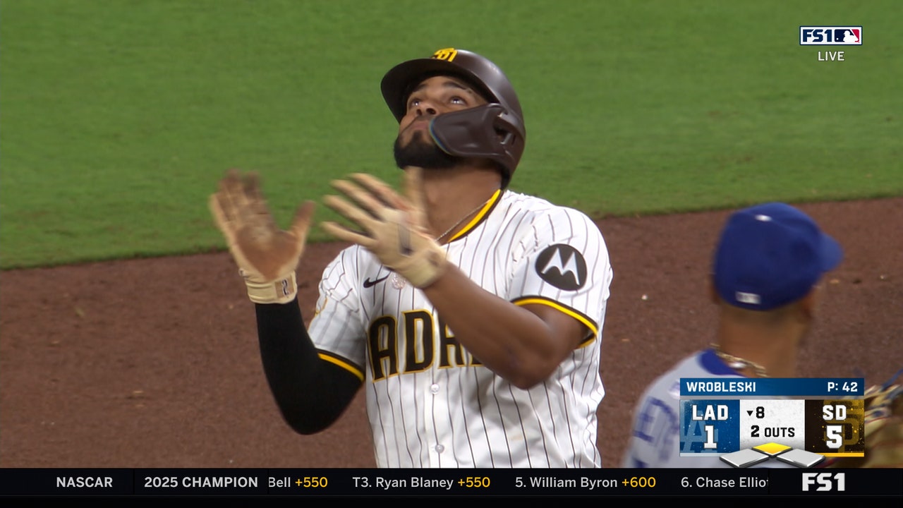 Xander Bogaerts' two-run double extends Padres' lead over Dodgers