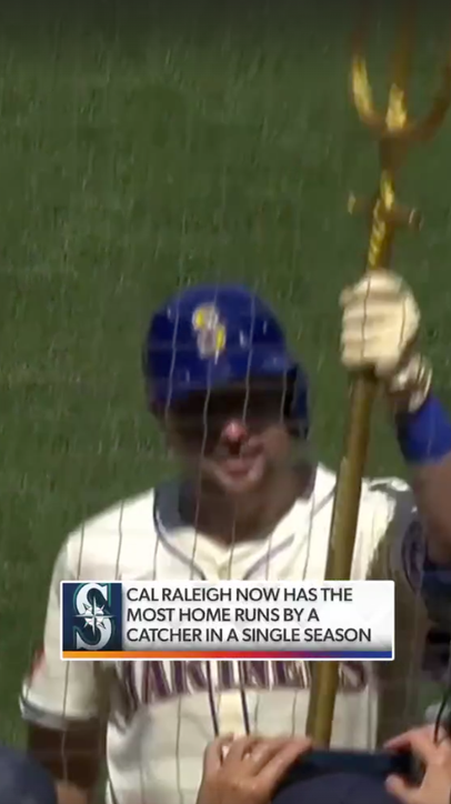 THE BIG DUMPER HAS DONE IT! HOME RUN 49! 🔱