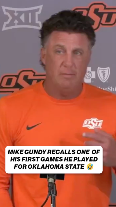 Mike Gundy Remembers one of his first games at Oklahoma State 🏈🔶