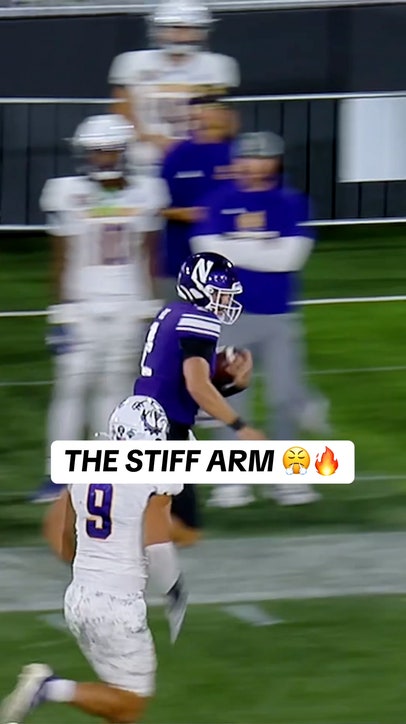 Look at this NASTY stiff arm 💪 😤