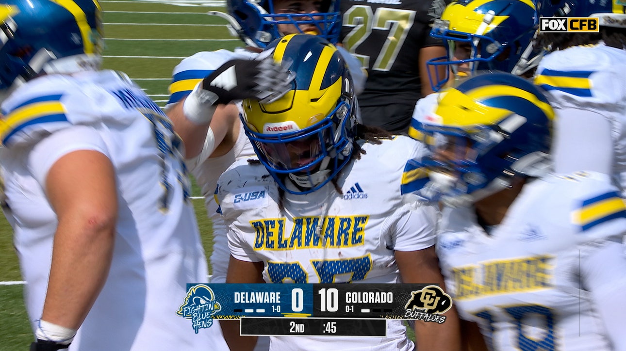 Jo'Nathan Silver punches in a four-yard TD to bring Delaware within a score vs. Colorado