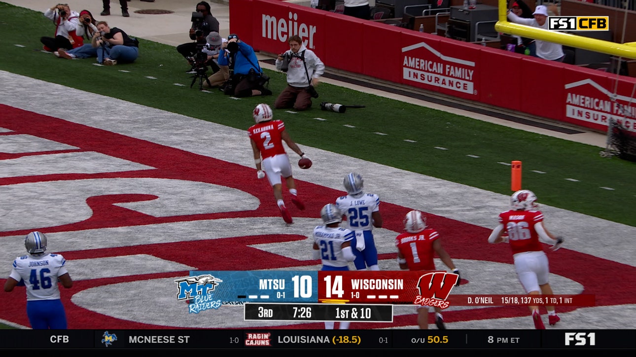  Wisconsin's Trech Kekahuna rushes 61-yard touchdown to extend lead vs. Middle Tennessee