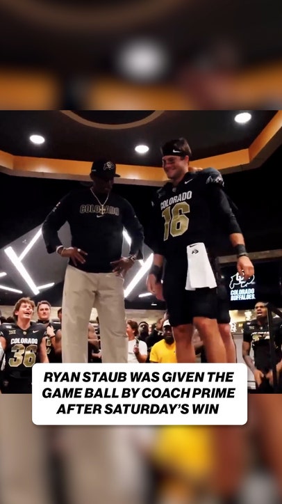 The locker room reactions to Staub being given the game ball 🥺