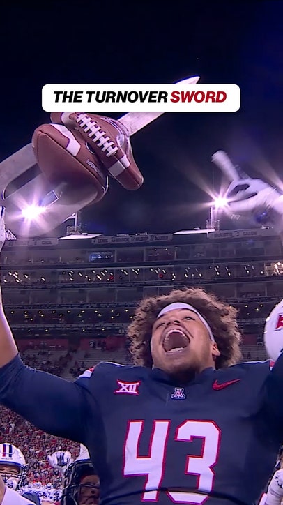 Arizona's celebration is AMAZING 🔥