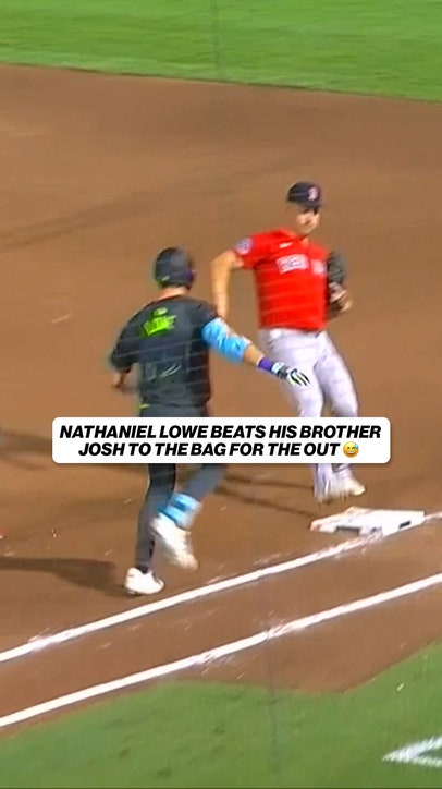 Brother on brother crime 😅 📺 (via NESN)