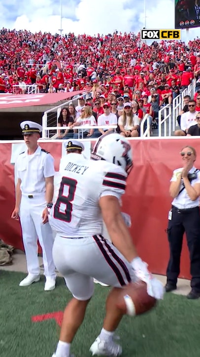 Cameron Dickey runs it in for a TD 🔥