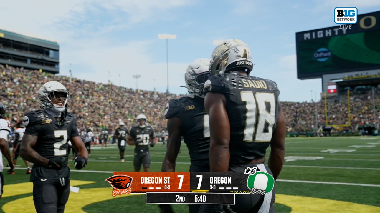 Dante Moore finds Kenyon Saddiq for a 23-yard TD, giving Oregon the lead over Oregon State