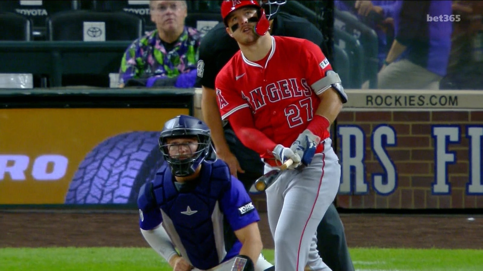 Angels' Mike Trout hits 400th career home run 