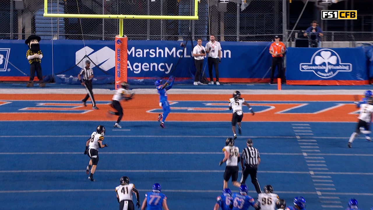 Maddux Madsen finds Quinton Brown for 29-yard TD, extending Boise State's lead over Appalachian State