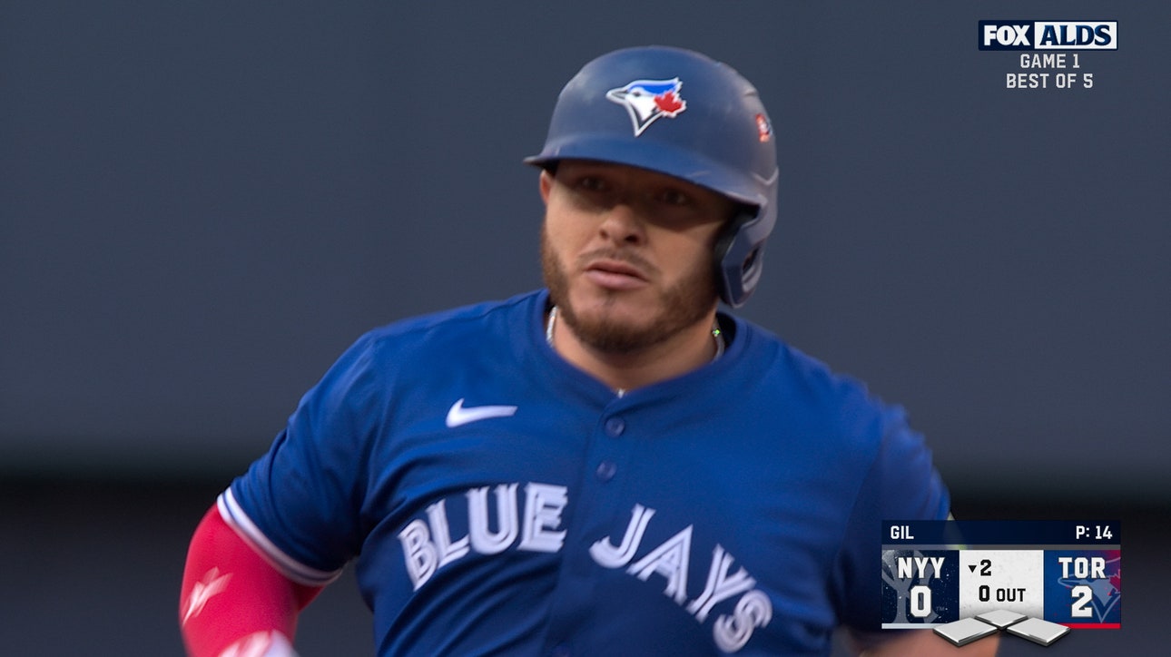 Alejandro Kirk smashes solo home run, extending Blue Jays lead over Yankees