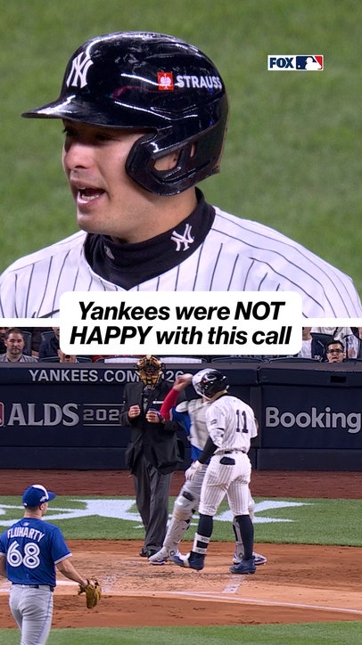 Aaron Boone did not like this call 😬
