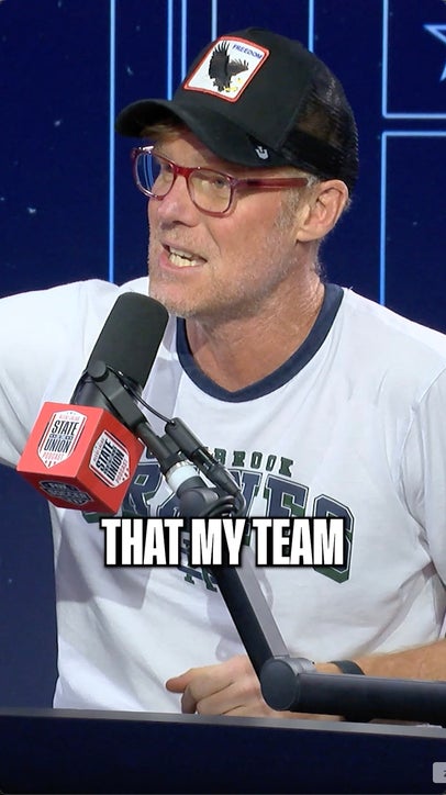 Would you rather see the USMNT in a back three or back four on defense? 🇺🇸