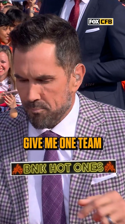 Matt Leinart took the hot seat: 'It's stinging my nose hairs right now' 🔥