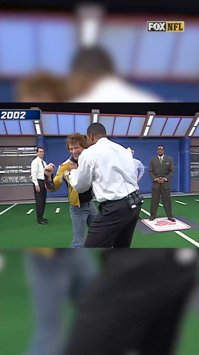 Strahan roughing up Bon Jovi