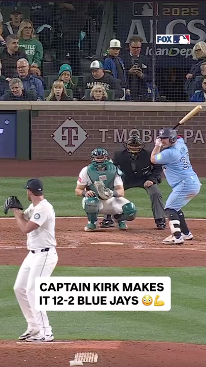 A DOZEN runs have crossed the plate for Toronto in Game 3! 🔥🔥