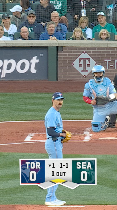 Blue Jays bounce back & make the series 2-1 💙💪