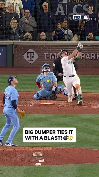 Cal Raleigh homers and we are tied in Game 5! 🍿