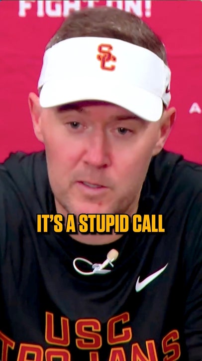 Lincoln Riley was not happy 😬