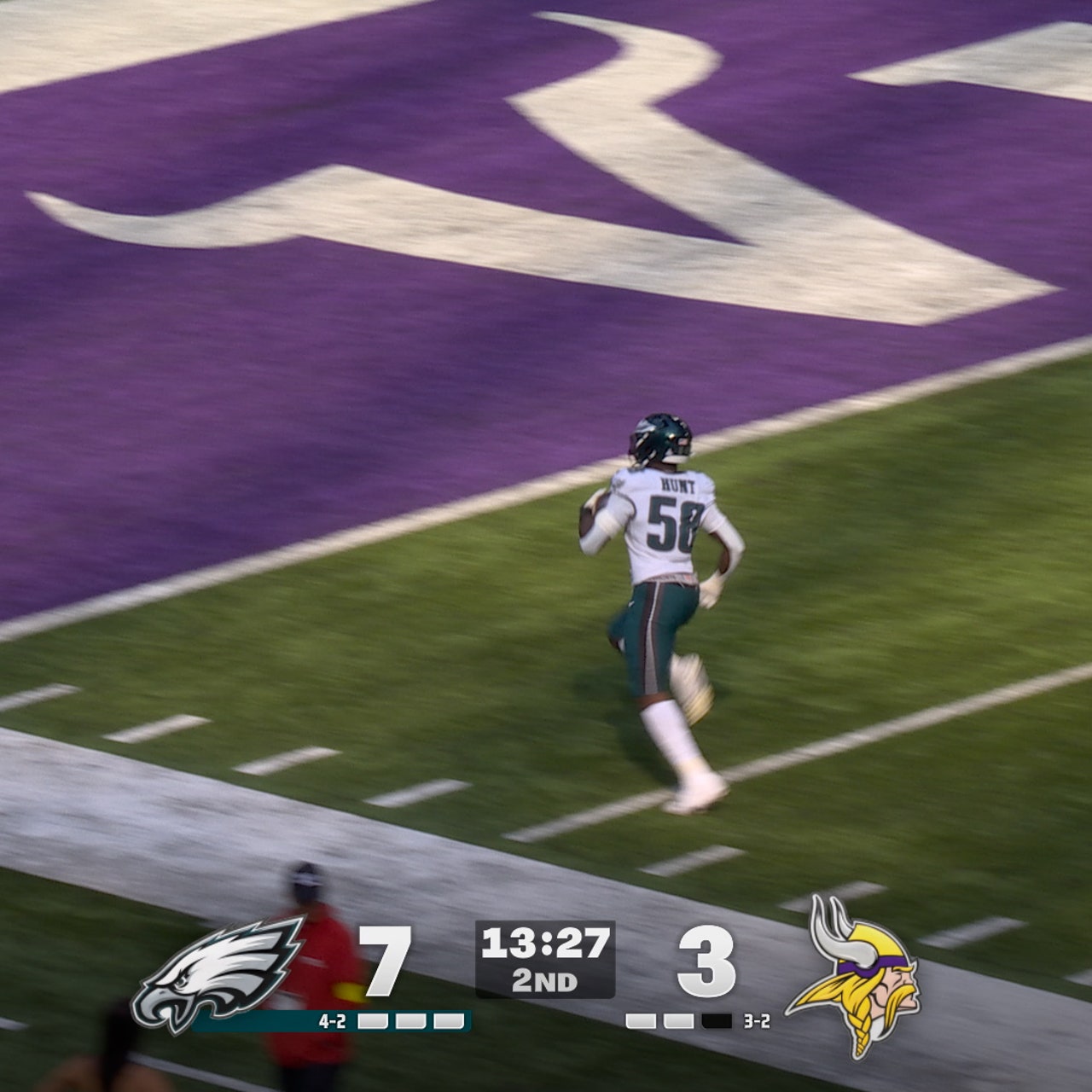 Jalyx Hunt returns interception for TD, extending Eagles' lead over Vikings | NFL Highlights