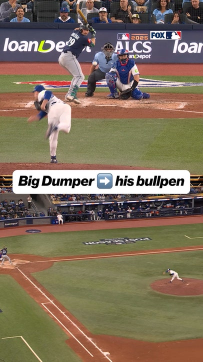 DUMPER HR CAUGHT BY BULLPEN CATCHER 🔱