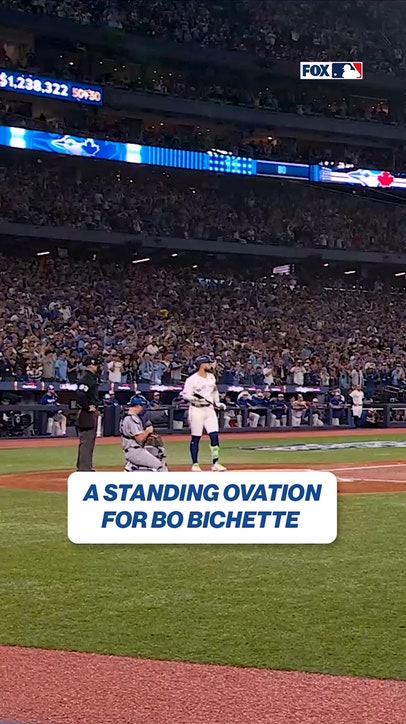 Standing O For Bo 👏