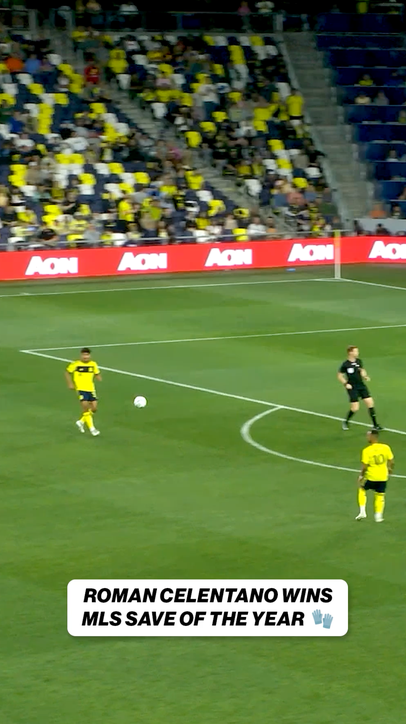 HE MADE THREE STRAIGHT SAVES 👀