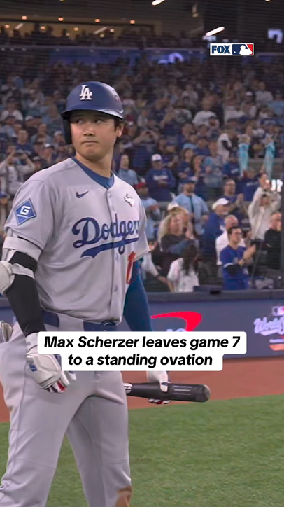 Max Scherzer gets STANDING OVATION 👏