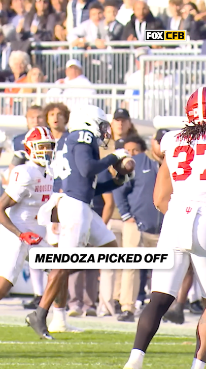 FERNANDO MENDOZA IS PICKED OFF 🤯