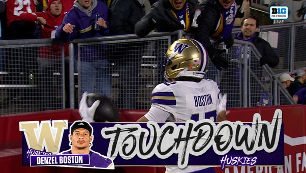 Demond Williams Jr. connects with Denzel Boston for one-handed TD, giving Washington the lead over Wisconsin