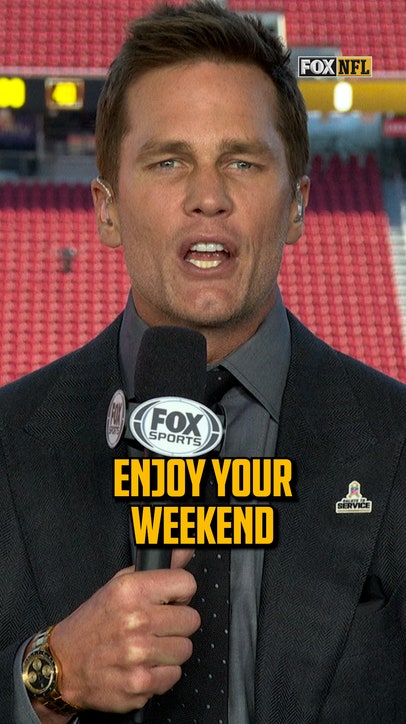 Tom Brady thanks the troops 🫡