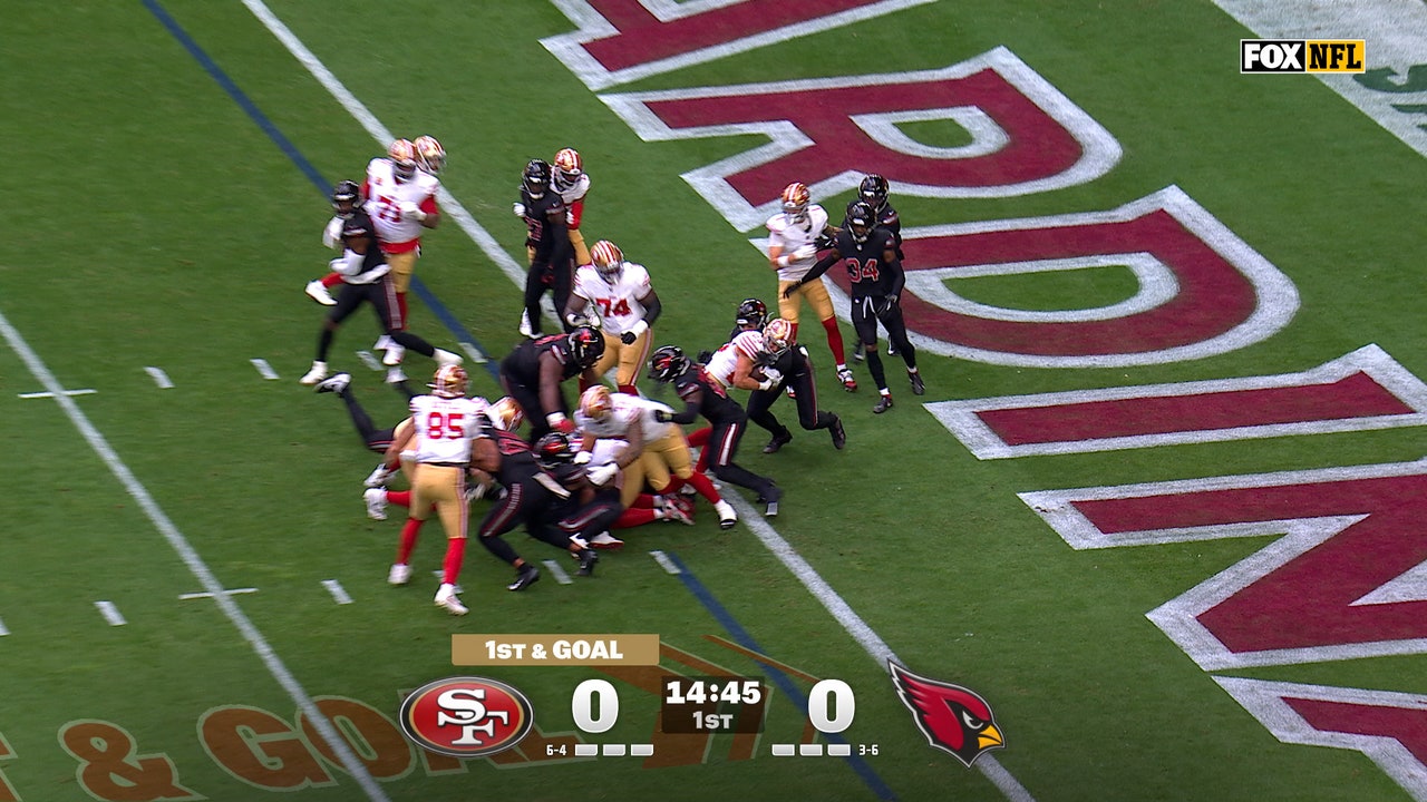 Christian McCaffrey punches in TD, giving 49ers lead over Cardinals | NFL Highlights