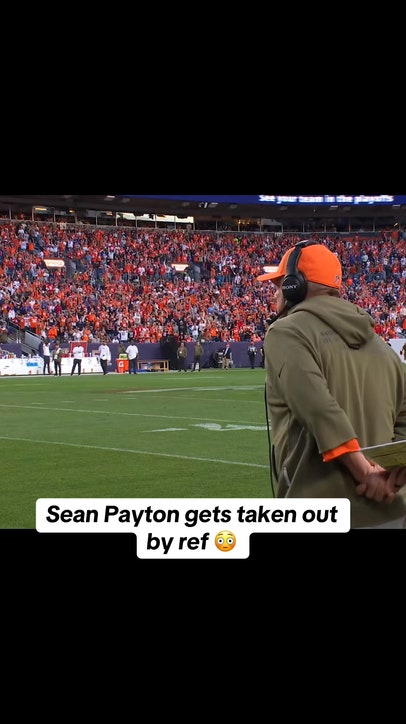 Sean Payton gets taken out by a ref 😳