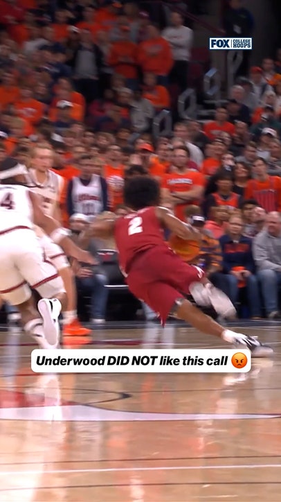 Brad Underwood was disgusted by this foul call 😭